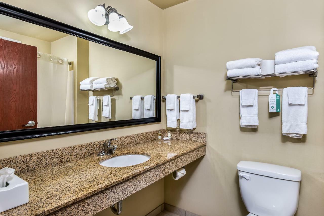 Cobblestone Inn & Suites - Vinton, Ia Экстерьер фото